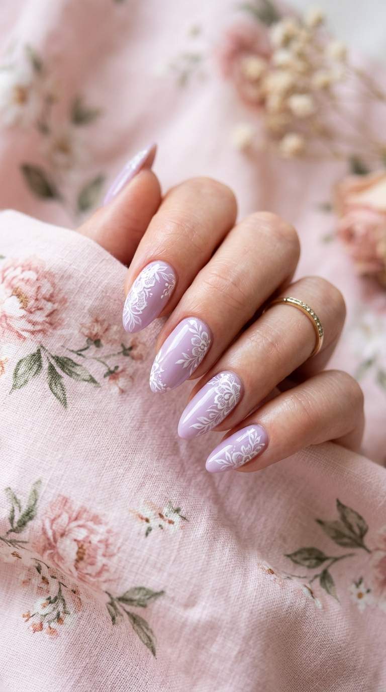 14 Summer Almond Nail Ideas